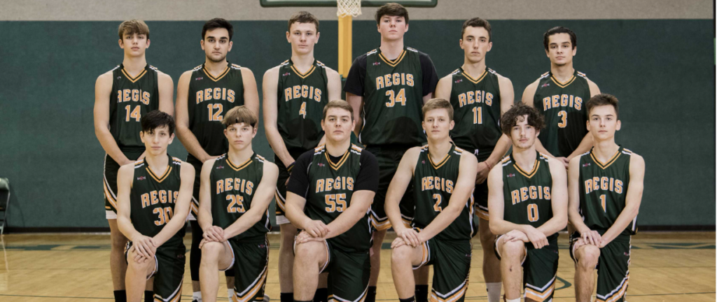 The Regis boys basketball team 2021-2022